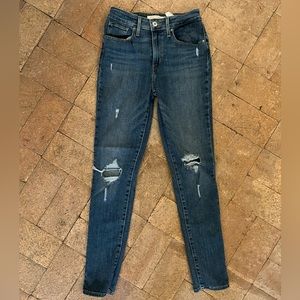 EUC 721 HIGH RISE LEVIS DARK BLUE DISTRESSED JEANS